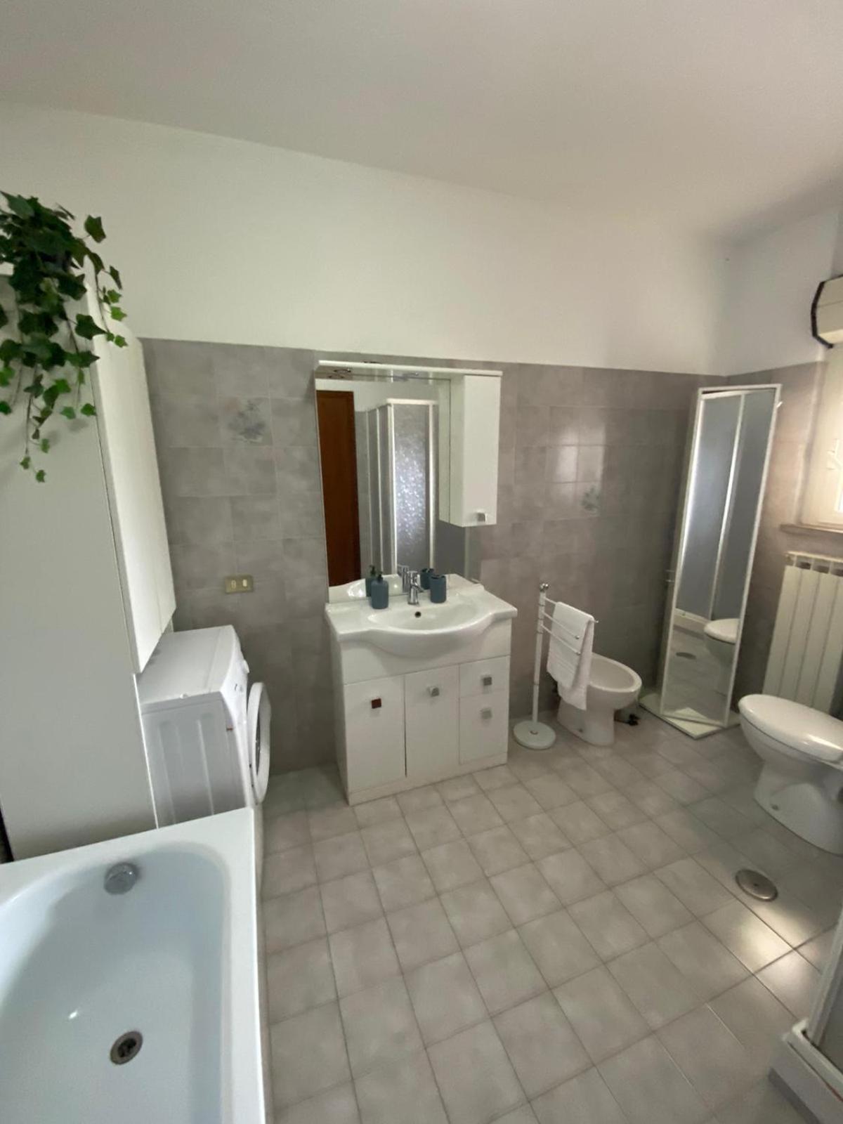 Il Tulipano Villa Чивитавекия Екстериор снимка